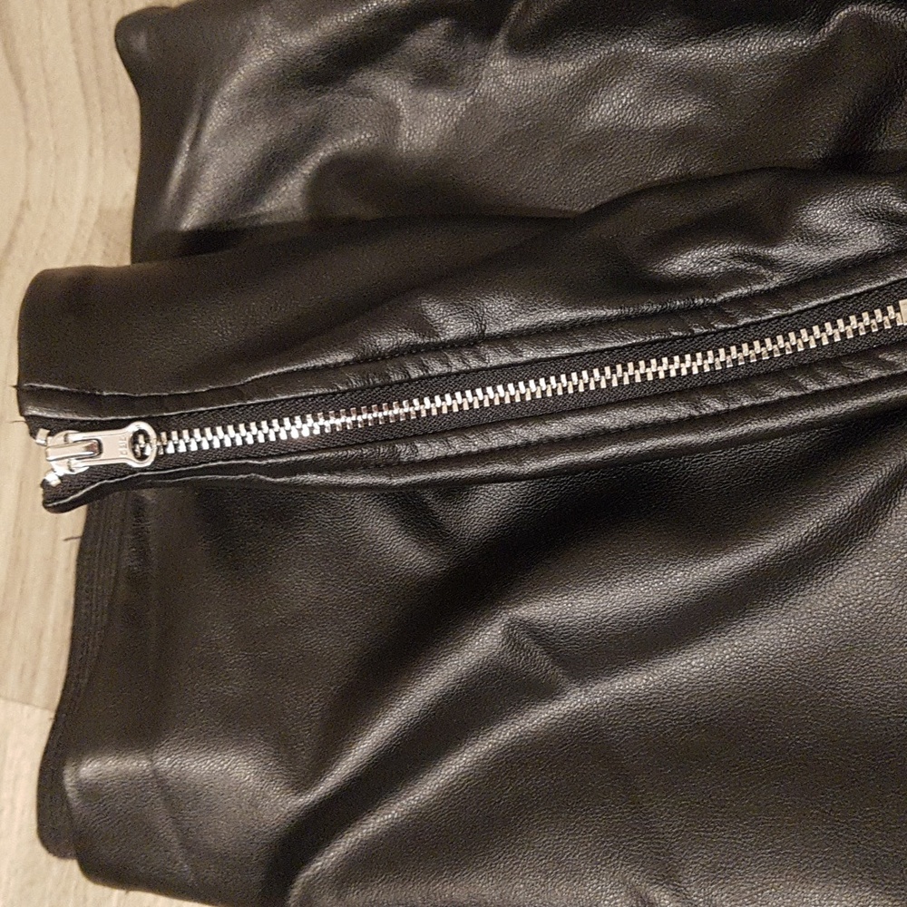 Dynamite Faux Leather High Rise Pull On Pant XL - Picture 2 of 5
